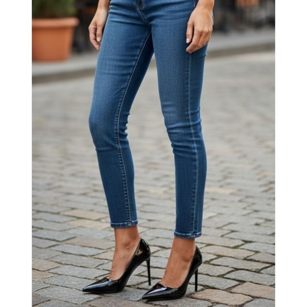 DESIGNER MNG BLACK FAUX PATENT LEATHER POINTED TOE HIGH HEEL PUMPS SHOES 8.M - Picture 2 of 16